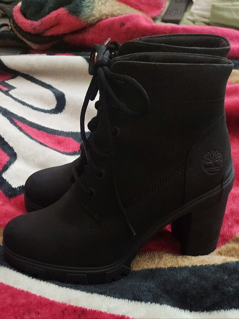 Timberland  Boots - Picture 3 of 6